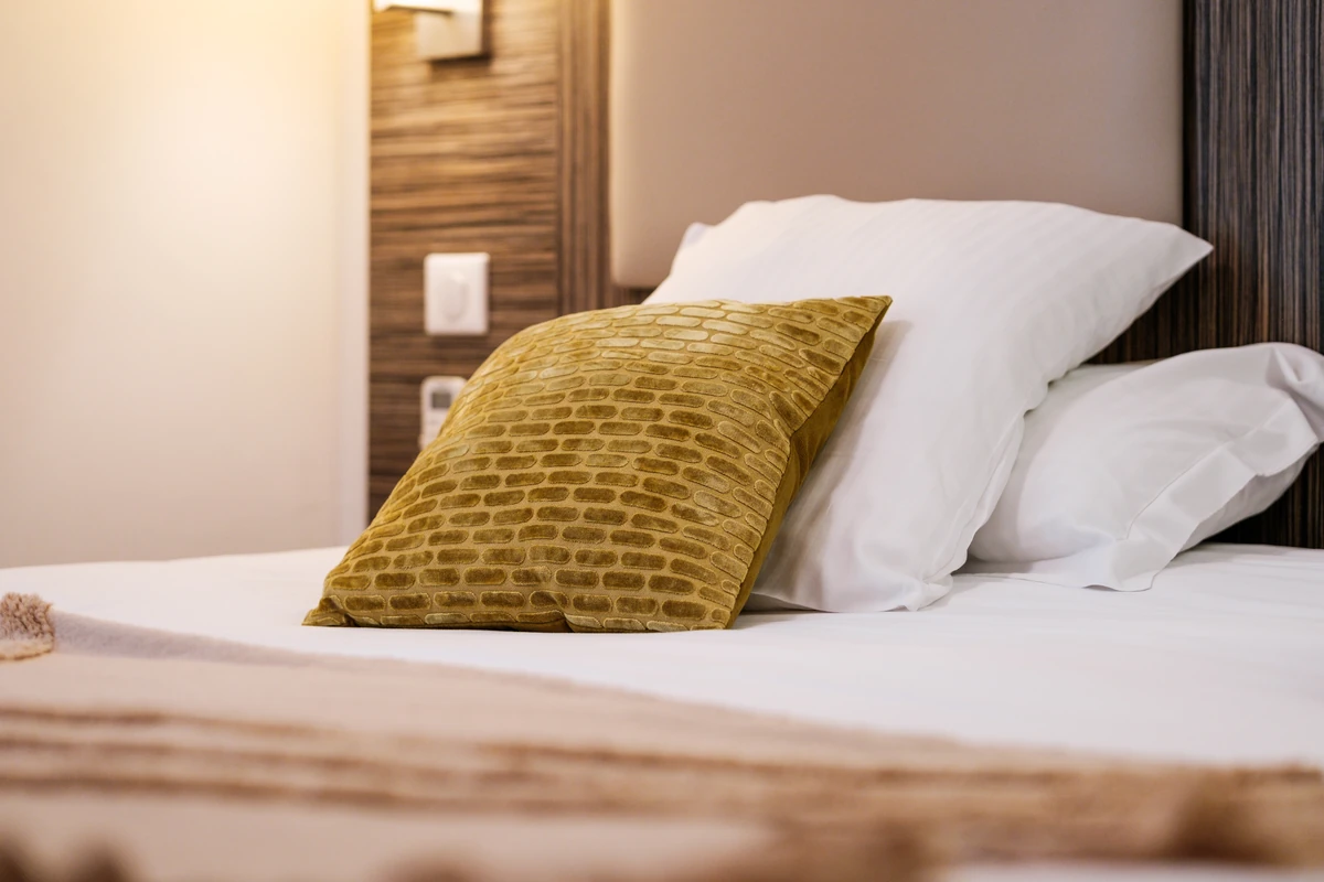 oreiller d'un lit de chambre superieure